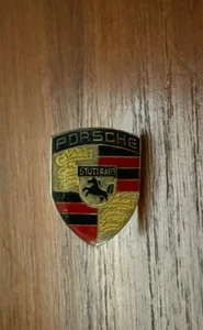 PORSCHE STUTTGART LOGO 3/4" BUBBLE TYPE HAT LAPEL PIN - Picture 1 of 2