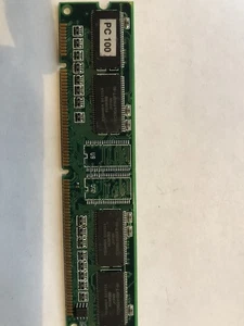 168 Pin SDRAM Toshiba PC100 B44156 9826kbd - Picture 1 of 1