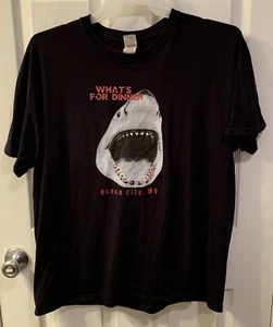 Shark T Shirt Mens XL Ocean City Md Shark Bite Megalodon Black - Picture 1 of 4