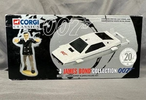 Corgi James Bond 1976 Lotus Esprit With Jaws From The Spy Who Loved Me. - Picture 1 of 10