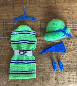 Barbie  #1452 NOW KNIT Outfit Dress Belt Hat Shoes Scarf Hanger 1970 - Picture 1 of 8