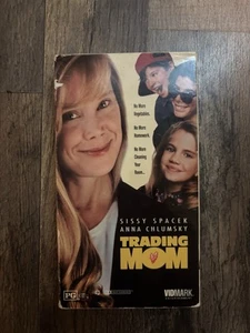 Trading Mom VHS Kassette 1995 Sissy Spacek Anna Chumley Familie Komödie VIDMARK - Bild 1 von 4