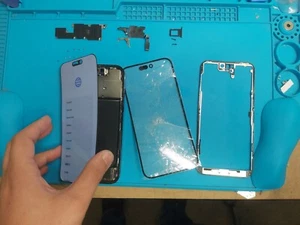 Réparation Verre Cassé D'écran Iphone Du [11 PRO au 14 PRO MAX]  ♻ - Photo 1 sur 23