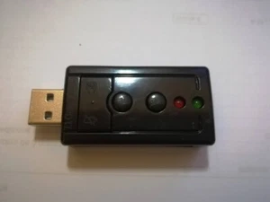 Pratica e comoda Scheda Audio esterna USB 7.1 - Zdjęcie 1 z 1