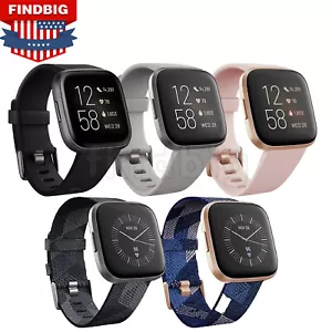 Smartwatch Fitbit Versa 2 salute e fitness tracker attività taglie S e L - Foto 1 di 7
