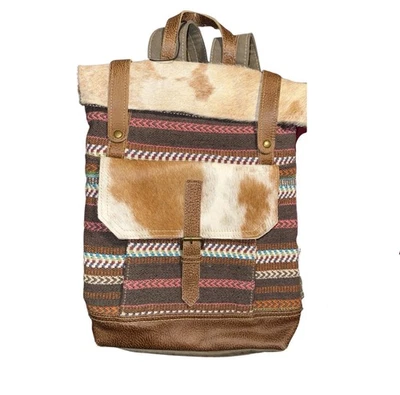 MYRA KITSCHY Vaquera Suroeste Boho Mochila Bolso Grande Piel de Vaca Estampado Animal NUEVO Foto 1 de 4