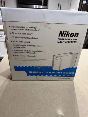Nikon Super CoolScan Slide Scanner LS-2000  - Image 1 of 4
