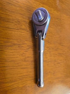 Llave de trinquete de enchufe cabeza flexible 1/4" unidad 4-1/2" de longitud sin marca - Imagen 1 de 8
