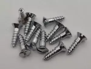 #8 x 5/8" Chrome Brass Oval Head Slotted Marine Wood Screws (12) pack CBWS26 - Picture 1 of 2