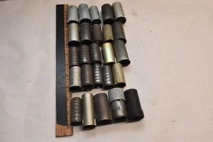 mixed lot of 25 metal VACUUM TUBE SHIELDS - VINTAGE - - Imagen 1 de 2