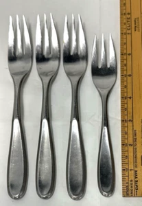 4 PCS  Stainless The Main Course Tyson Flatware Forks Korea 3 Dinner 1 Salad - Picture 1 of 4
