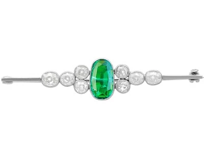 Antique 1.50Ct Emerald and 2.62Ct Diamond 18k White Gold Bar Brooch - Image 1 of 4