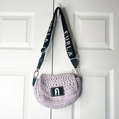 Bolsa tiracolo Furla 1928 macia mini tecido roxo logotipo alça ombro - Imagem 1 de 4