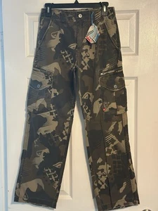 Quiksilver Boys Size 14 Cargo Camouflage Pants with Buttoned Pockets NWT - Picture 1 of 4