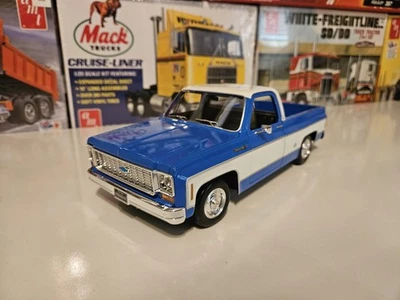Chevrolet Cheyenne C/10 1974 escala 1/18 de Maisto Foto 1 de 4