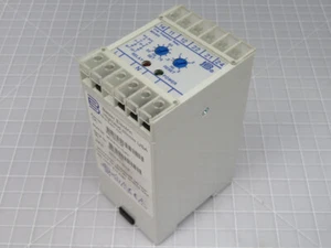 BASLER ELECTRIC 9321600106 BE3-81O-1D4N1 OVER FREQUENCY RELAY T197395 - Picture 1 of 6