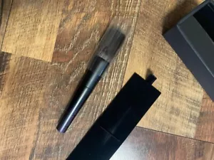 Surratt Beauty Artistique Face Brush - Picture 1 of 6