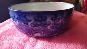 1920's Large Doulton Burslem Willow Pattern Bowl - Picture 1 of 4