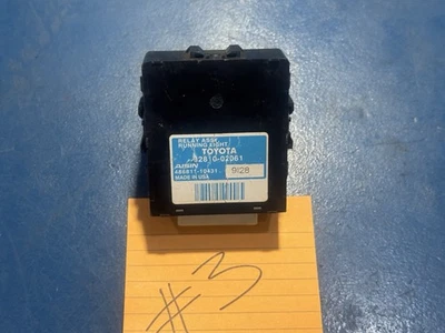 2010 Toyota Corolla Running Light Relay 82810-02061 OEM - Image 1 of 3