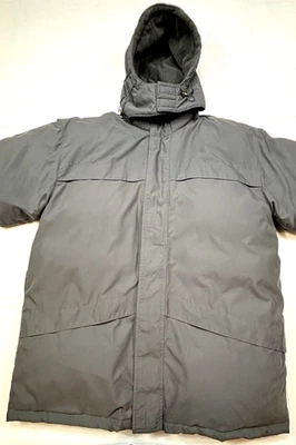 Parka Outbrook Down aislada forrada con capucha para hombre abrigo grande alto gris tareas de granero Foto 1 de 4