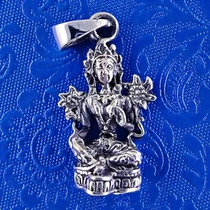 Collana con ciondolo buddista Tara verde in argento 925 - Foto 1 di 2