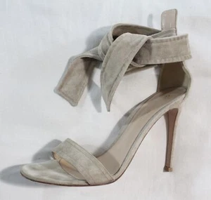 GIANVITO ROSSI - $895 SUEDE "BEVERLY" ANKLE WRAP/TIE SANDALS/HEELS (PERFECT!) 39 - Picture 1 of 9