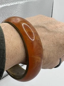 Aged Brass & Amber Colored Resin Bangle Bracelet 7.5 Inches - Picture 1 of 11