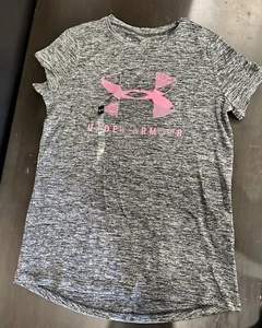 Under Armour Youth M Loose Fit Heathered Gray Heatgear T-shirt Med NWT Pink Logo - Picture 1 of 5