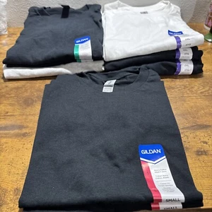 NEW Gildan 8 Men's Heavy Cotton Plain Crew Neck Short Sleeves T-Shirt G5000 DTF - Picture 1 of 6