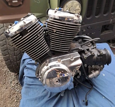 Motor Suzuki Intruder Volusia VL800 V2 2001-2004 6.735 millas Foto 1 de 4