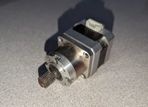 Makergear M2 Silnik wytłaczarki do drukarki 3d z przekładnią napędową - używany / działający - Zdjęcie 1 z 1