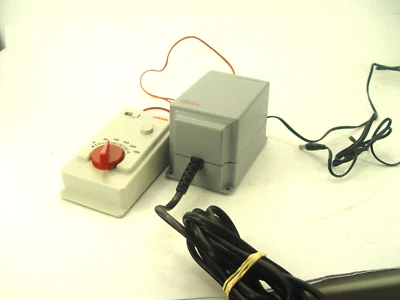 Delta Digital Switchgear 67025 + Transformer Märklin Accessories #338 Used - Image 1 of 4