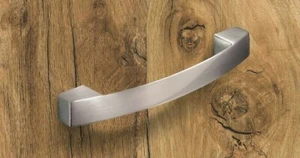 Box of 25 Cabinet Handles, Hettich, 144mm Aluminium curved. - Picture 1 of 7