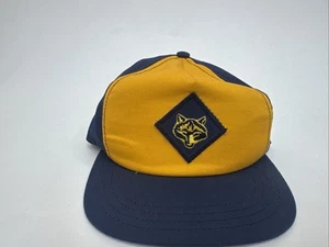 Cub Boy Scouts Wolf Badge Hat Cap Snapback Gold Blue S/M - Picture 1 of 3