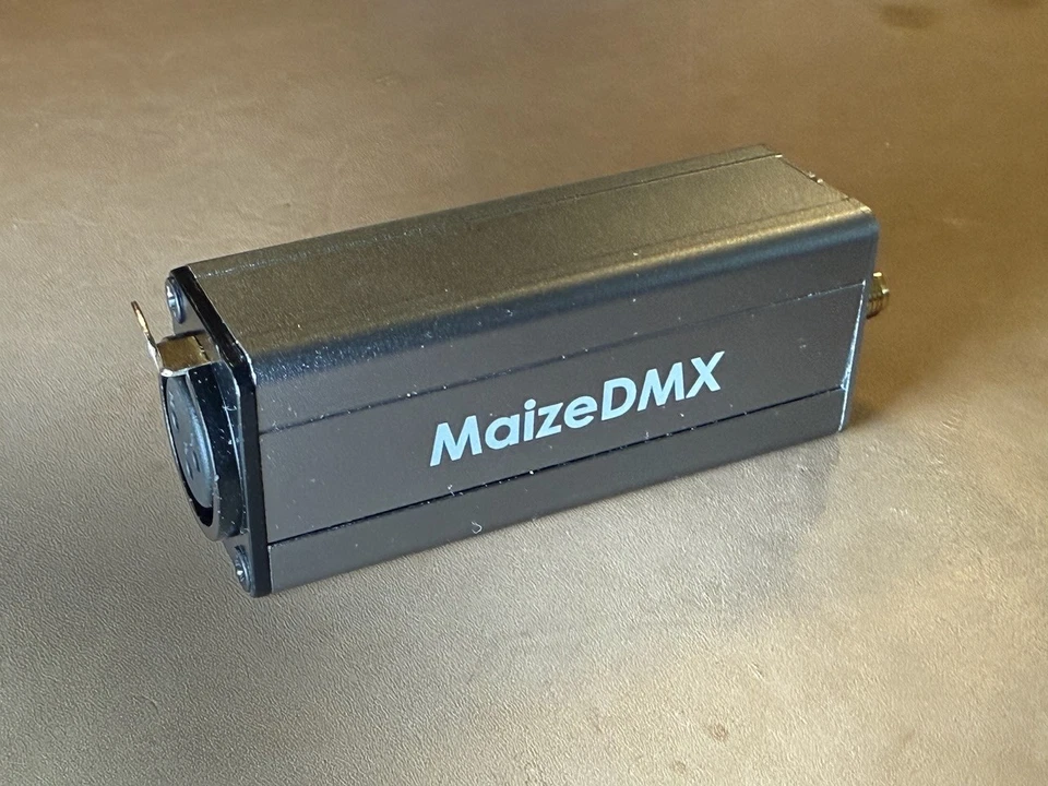 MaizeDMX Bluetooth to DMX output adapter - Image 1 of 3
