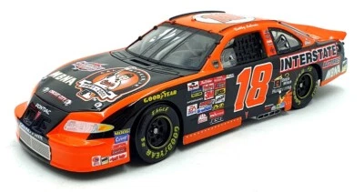 Action 1/24 Scale 102371 Pontiac Grand Prix 2001 Interstate Batteries NASCAR #18 - Image 1 of 4