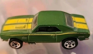 Hot Wheels Street Race Green '67 Camaro COLOR SHIFTERS 2 Pack Exclusive - Picture 1 of 6