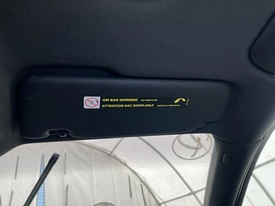 Солнцезащитный козырек для пассажира без подсветки подходит для Audi Allroad 13–16 годов выпуска 213493 - Изображение 1 из 4