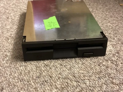 Korg M1 T3 Serie FLOPPY LAUFWERK - Bild 1 von 2