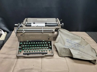 Máquina de escribir manual vintage Underwood, muy buen estado Foto 1 de 4