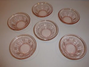 Juego Vintage 8 Platos Pequeños Vidrio Depresión Rosa, Rayas Verticales y Horizontales - Imagen 1 de 7