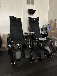 Medline Lightweight Wheelchair for Adults With Swing-Back, Desk-Length Arms