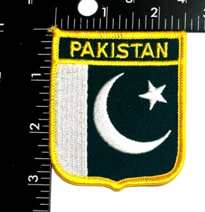 EMBROIDERED PAKISTAN COUNTRY FLAG SHIELD PATCH - Picture 1 of 3