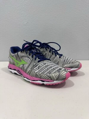 Mizuno Wave Paradox Women’s Size 10.5  Running Athletic Shoes (A8-02) - Image 1 of 4