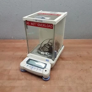 SHIMADZU AUW220D, ELECTRONIC BALANCE, Max 220g/82g, Readabilty 0.1mg/0.01mg - Picture 1 of 8