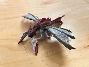 GODZILLA: MEGAGUIRUS 2000 VINYL FIGURE 4" MOVEABLE LIMBS - Picture 1 of 6