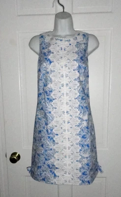 LILLY PULITZER BLUE AND WHITE SHIFT DRESS WITH WHITE APPLIQUE LACE FRONT SIZE 4 - Image 1 of 4