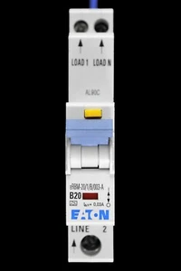 EATON 20 AMP CURVE B 10kA 30mA RCBO TYPE A ERBM-20/1/B/003 EMBH120R30C - Picture 1 of 6