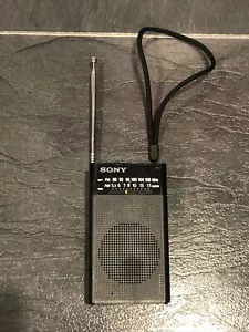 Sony ICF-P27 tragbares Taschen FM/AM Radio | eingebauter Lautsprecher | getestet & funktioniert - Bild 1 von 7