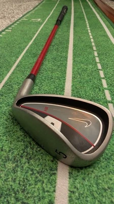 Nike Golf VR TW Tiger Woods Junior Youth 5-Iron Graphite Shaft Right Handed 26" - Image 1 of 4